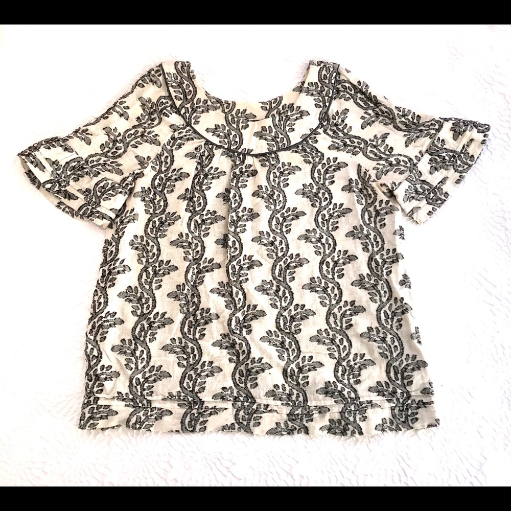 Bell sleeve classic top
